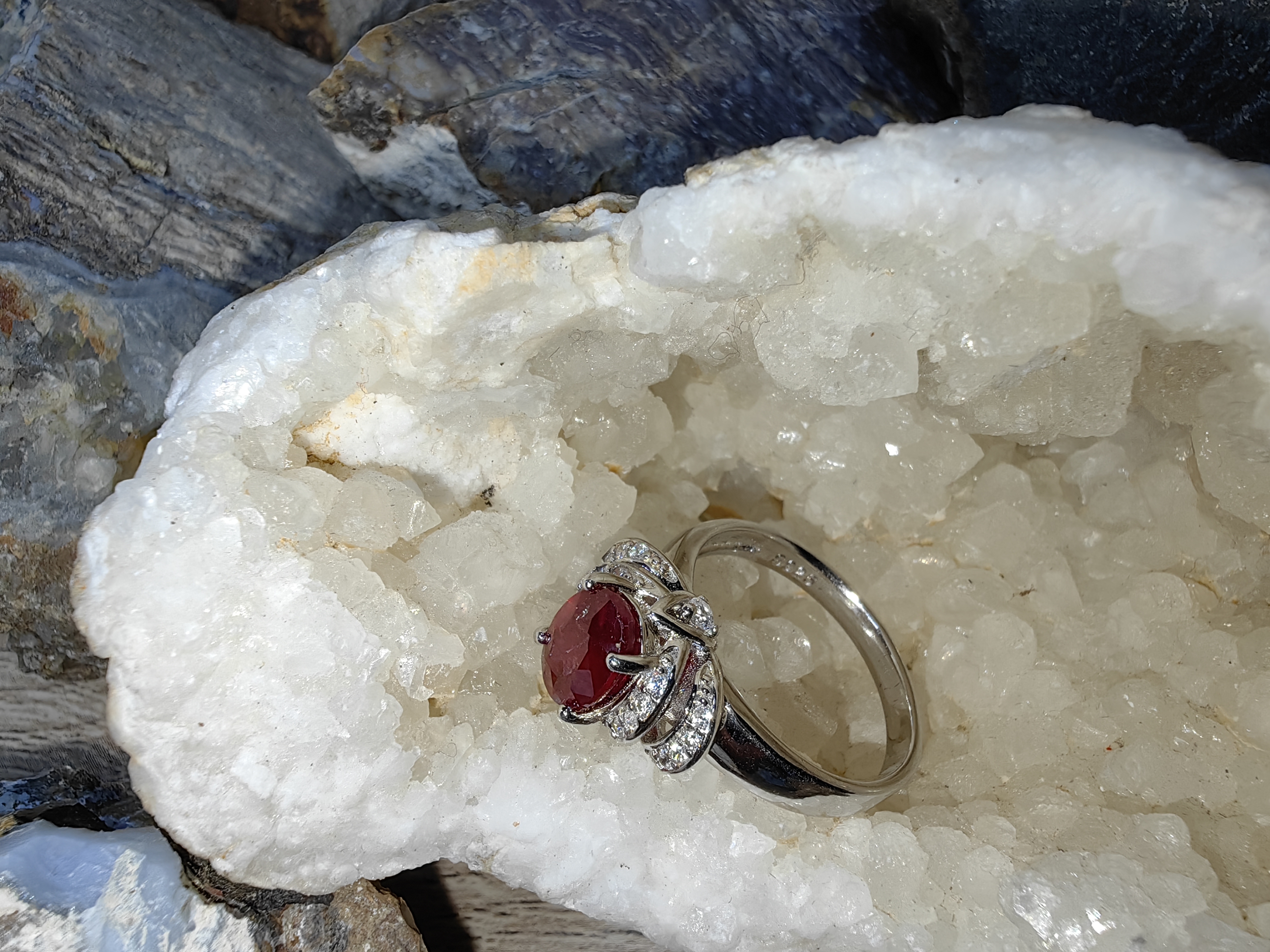 Ruby Cubic Zirconia 92.5% Silver Ring แหวนทับทิม เงิน 92.5%