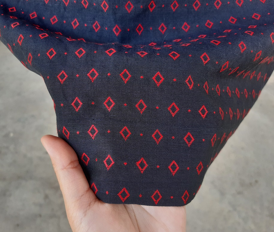 กระโปรงลายปักลายไทย