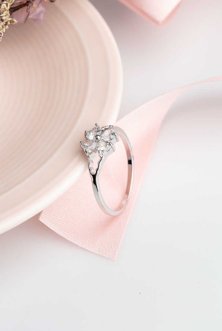 DIAMOND 18K WHITE GOLD RING แหวน เพชร ทอง 18K Pre-order