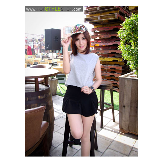 เสื้อครอปแขนกุด เสื้อแขนกุดเอวลอย