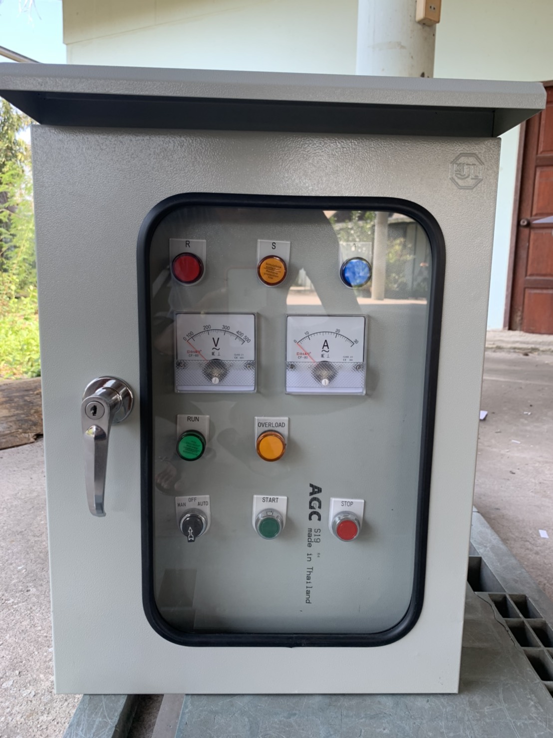 ตู้ควบคุมปั๊มน้ำ 10 Hp 3 เฟส 380v ใช้ลูกลอยไฟฟ้า มีเฟส ***ตู้เหล็กกันน้ำ***