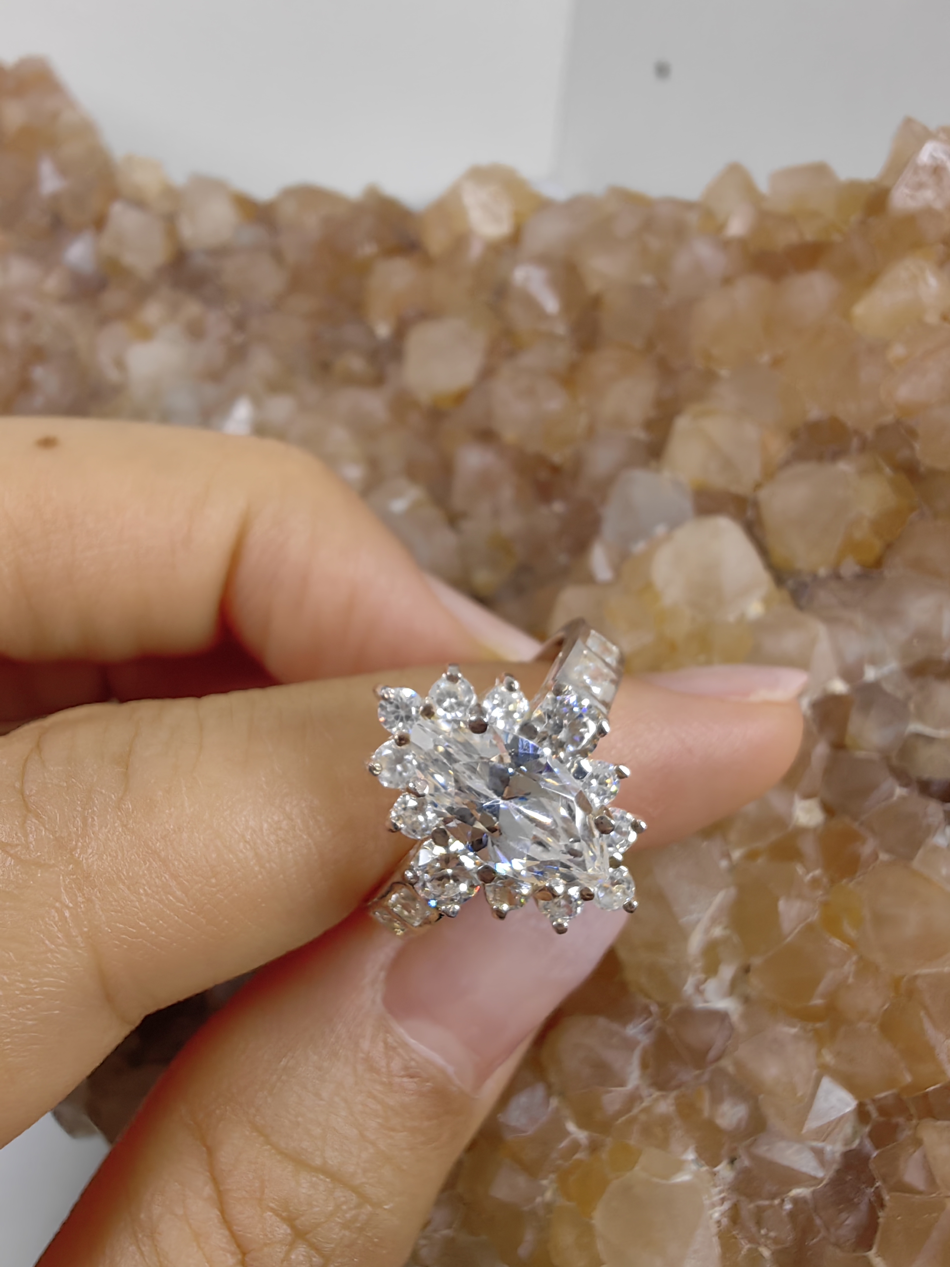 แหวนเพชร CZ เงินแท้ 92.5% Cubic Zirconia 925 Sterling Silver Ring Size 51