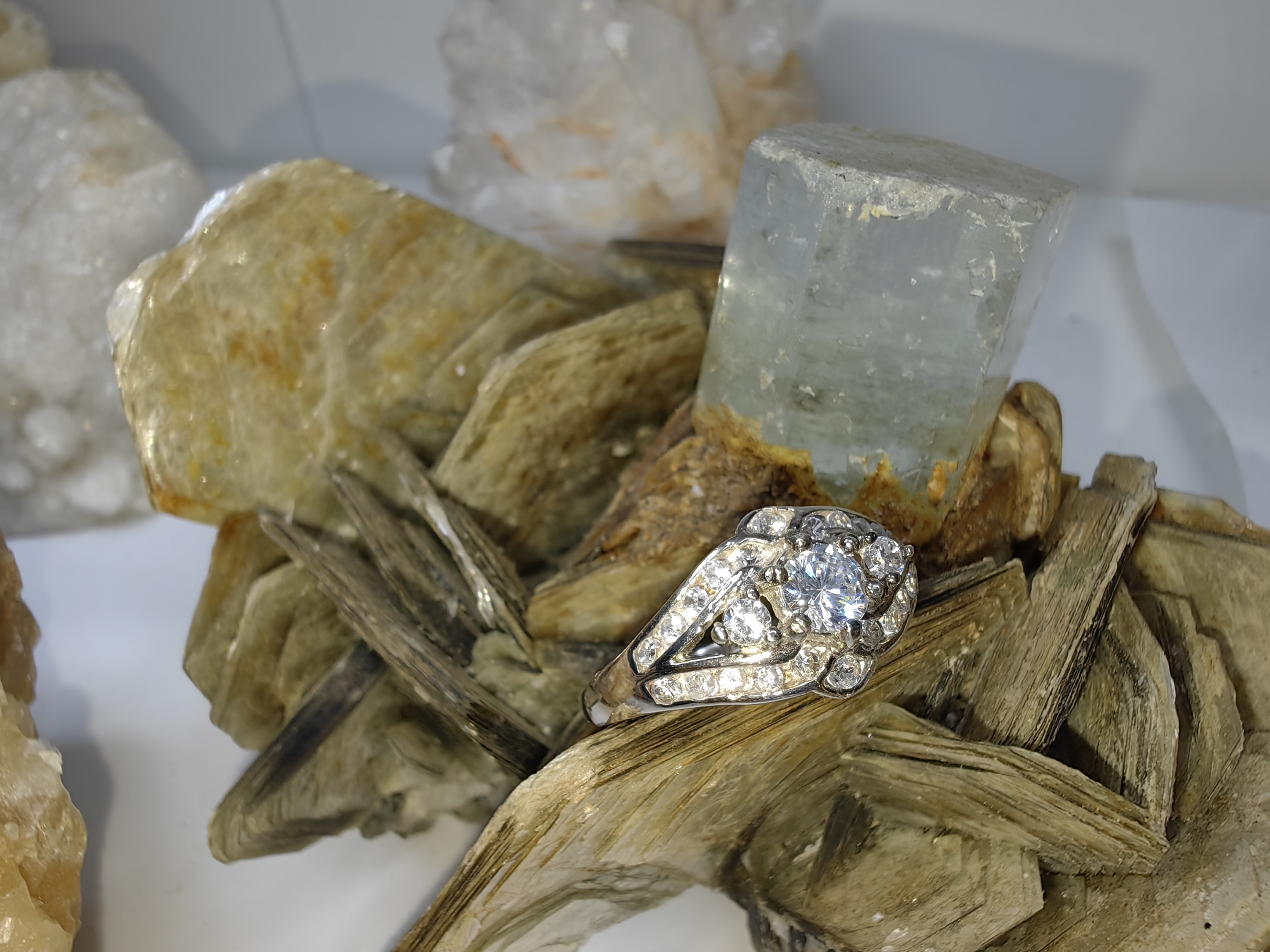 แหวนเพชร CZ เงินแท้ 92.5% Cubic Zirconia 925 Sterling Silver Ring Size 55