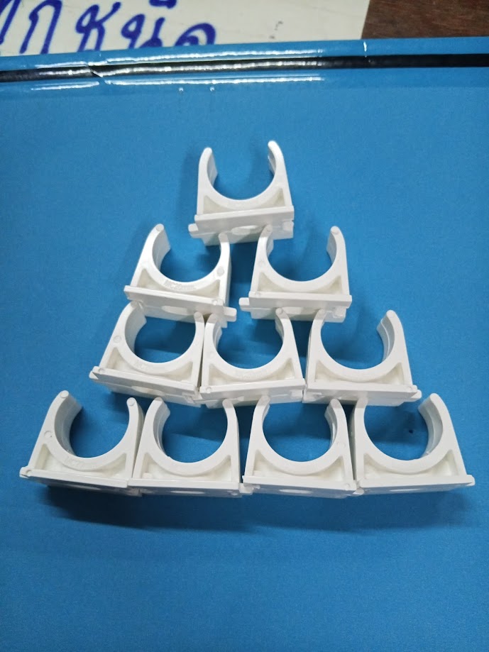 ก้ามปูท่อขาว ขนาด 16 20 25 32มิล จำนวน 10ตัว คลิปจับท่อพีวีซีก้ามปู ยี่ห้อHOMSO สีขาว ใช้ล้อคท่อขาว PVC