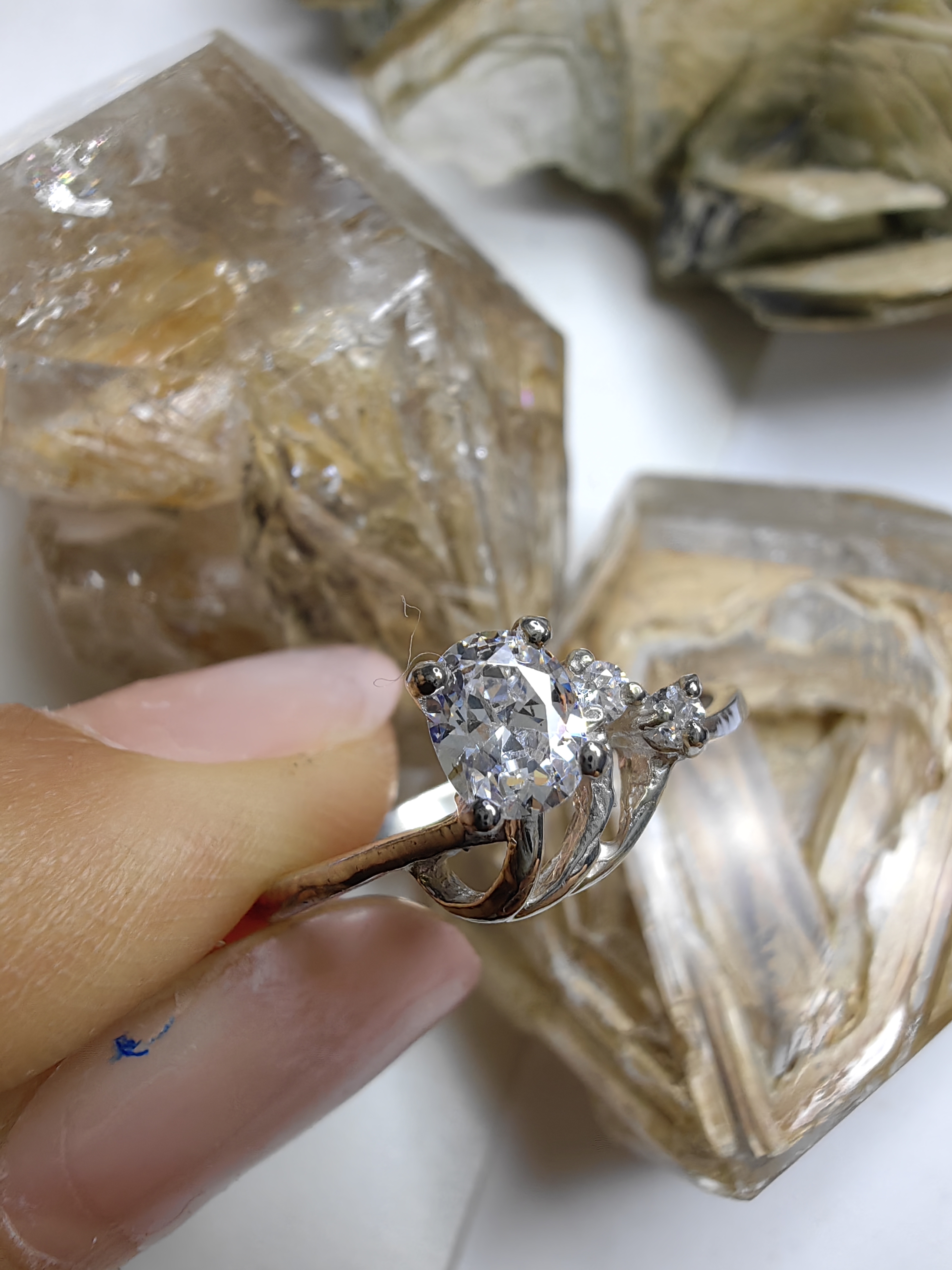 แหวนเพชร CZ เงินแท้ 92.5% Cubic Zirconia 925 Sterling Silver Ring Size 57