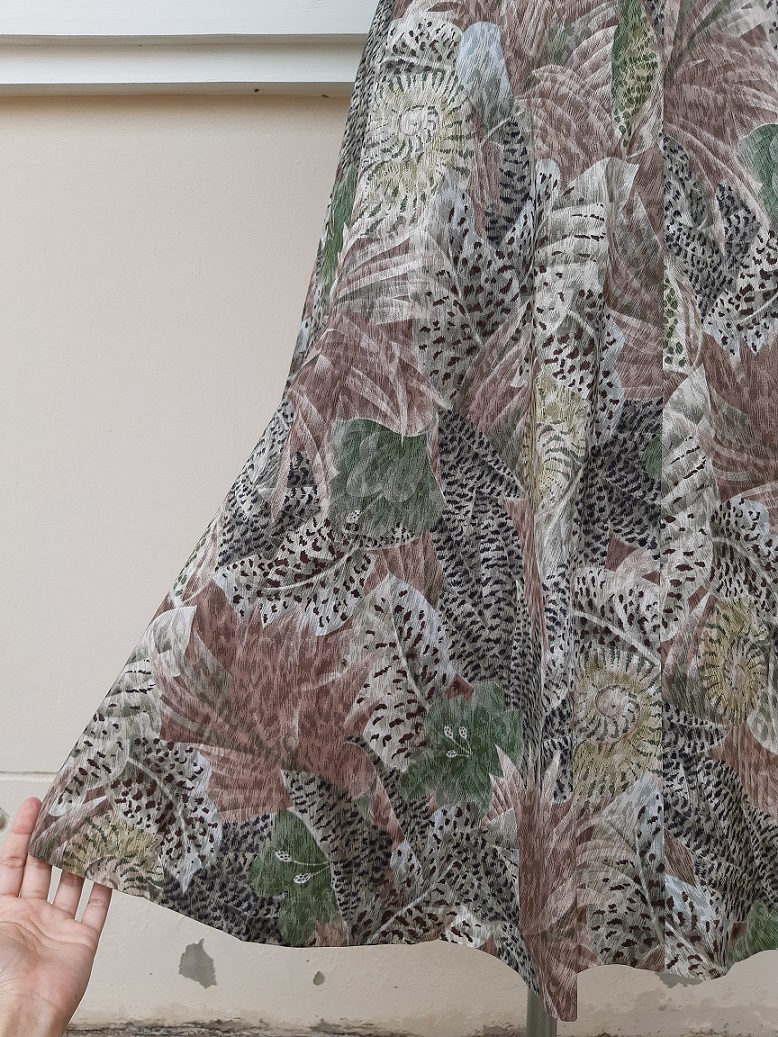 กระโปรงลายพราง