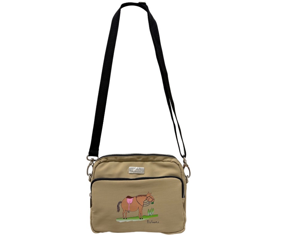 กระเป๋าสะพายข้างสามซิปปีมะเมีย