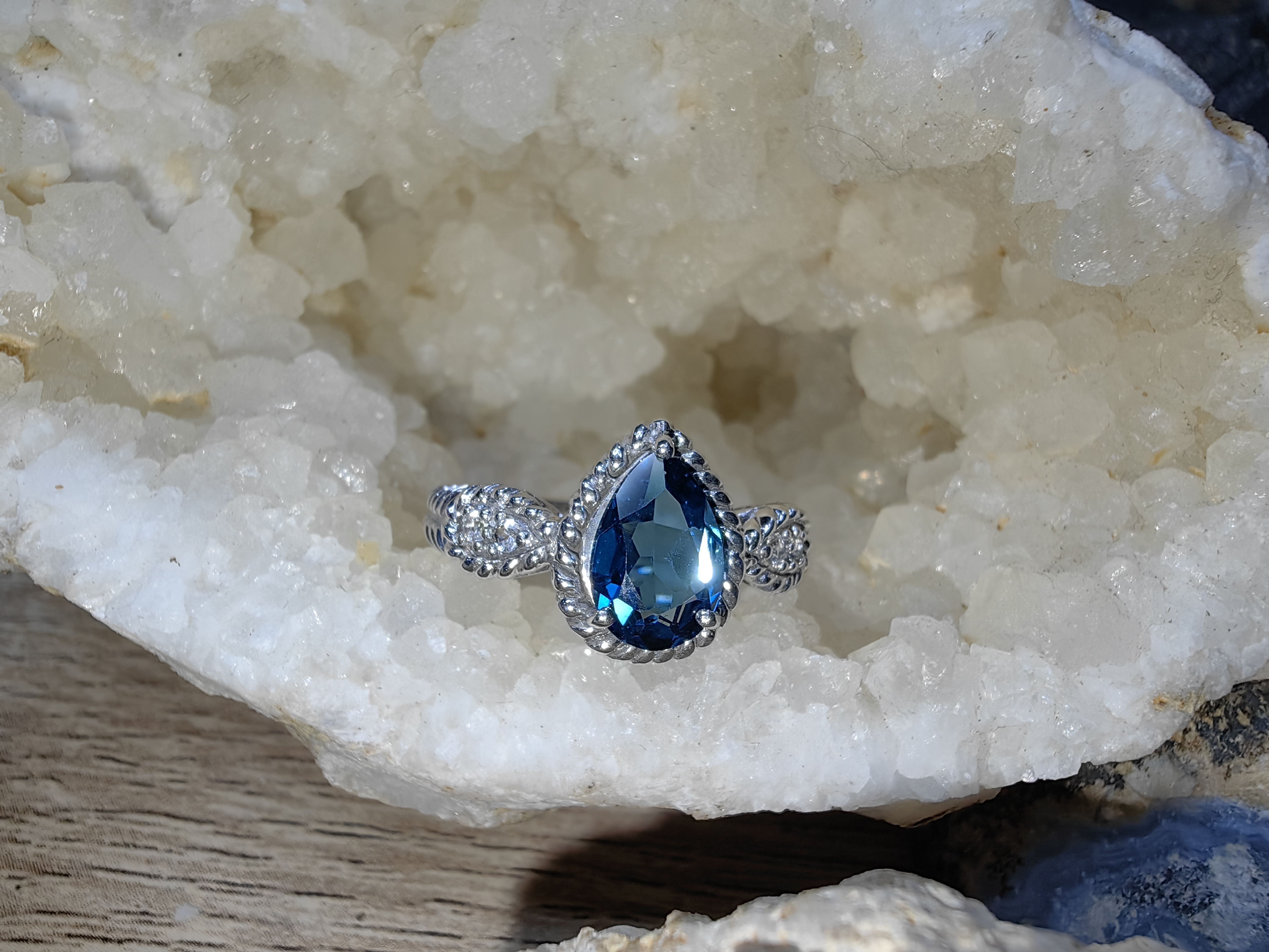 LONDON BLUE TOPAZ WHITE TOPAZ RING