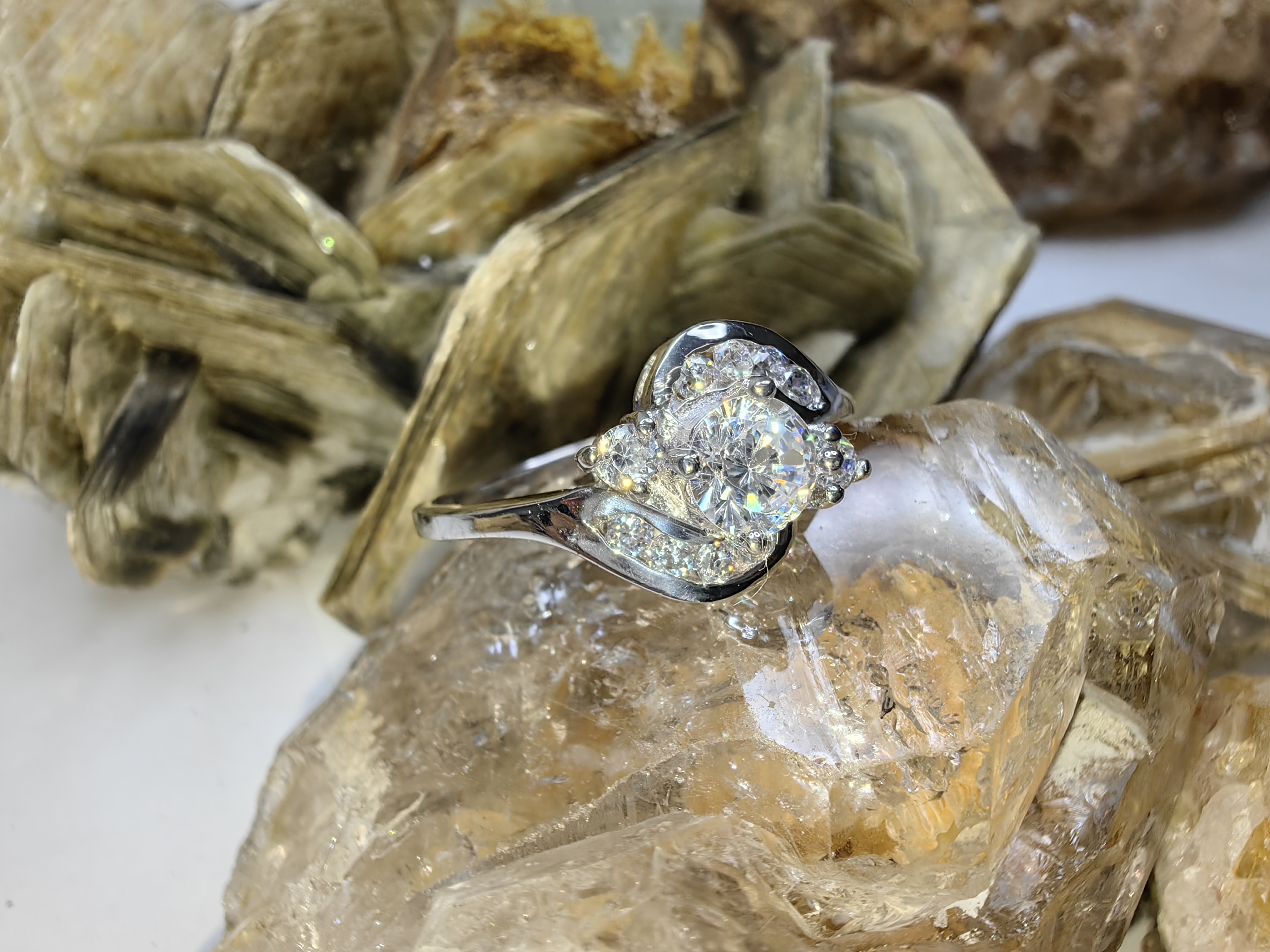 แหวนเพชร CZ เงินแท้ 92.5% Cubic Zirconia 925 Sterling Silver Ring Size 60