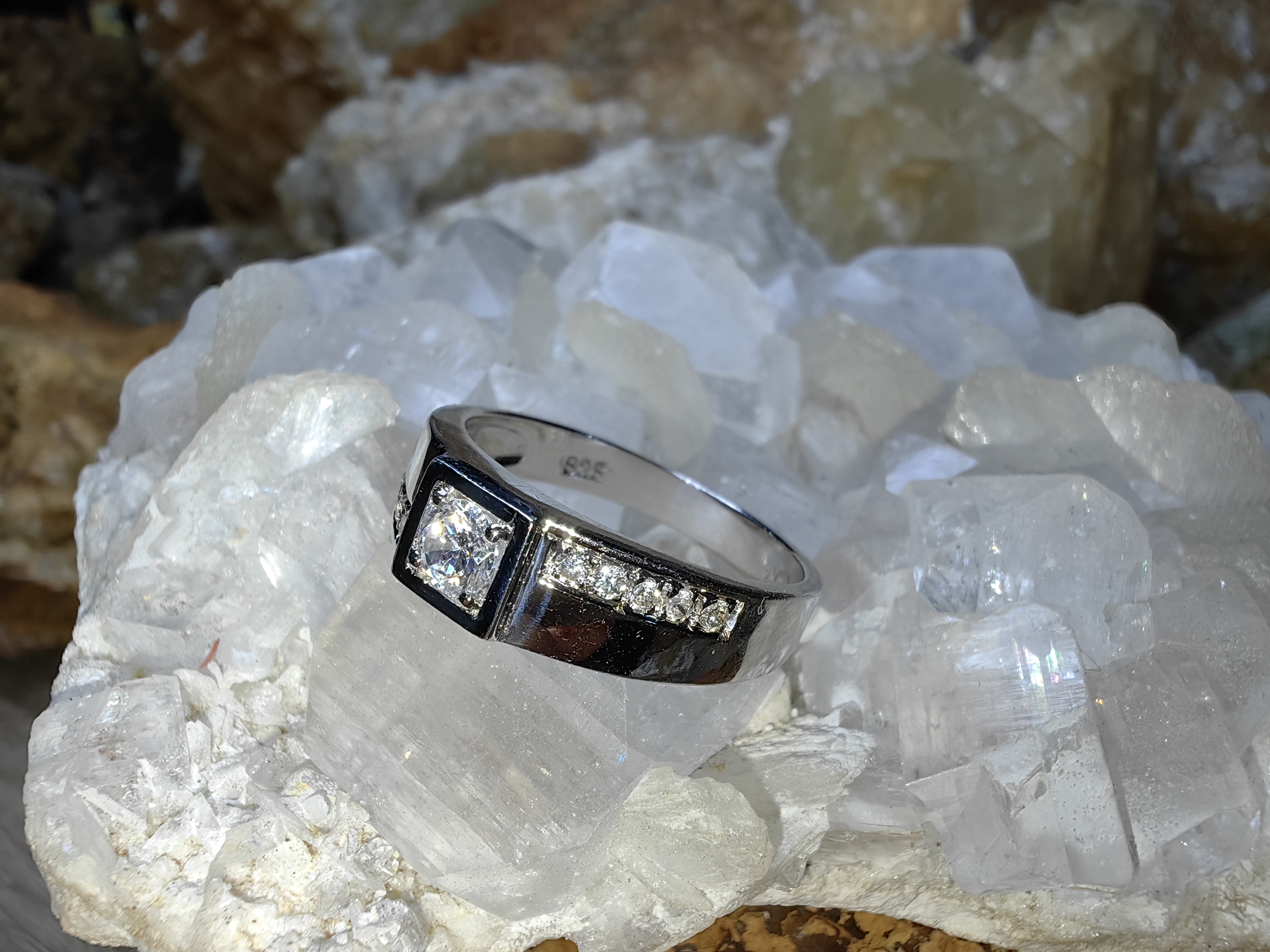 แหวนเพชร CZ เงินแท้ 92.5% Cubic Zirconia 925 Sterling Silver Ring Size 59