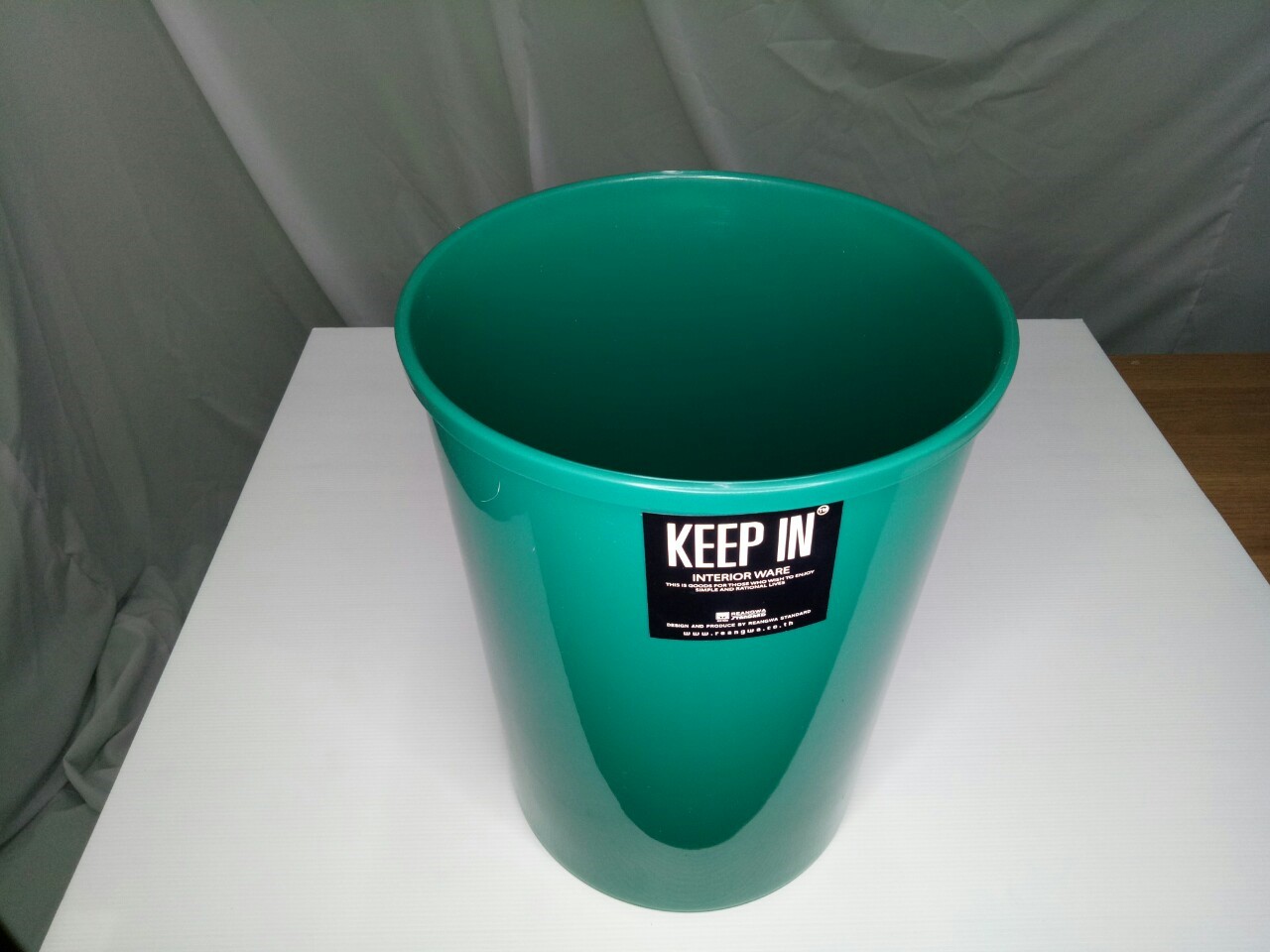 ถังขยะทรงกลม ไม่มีฝา 20 ลิตร