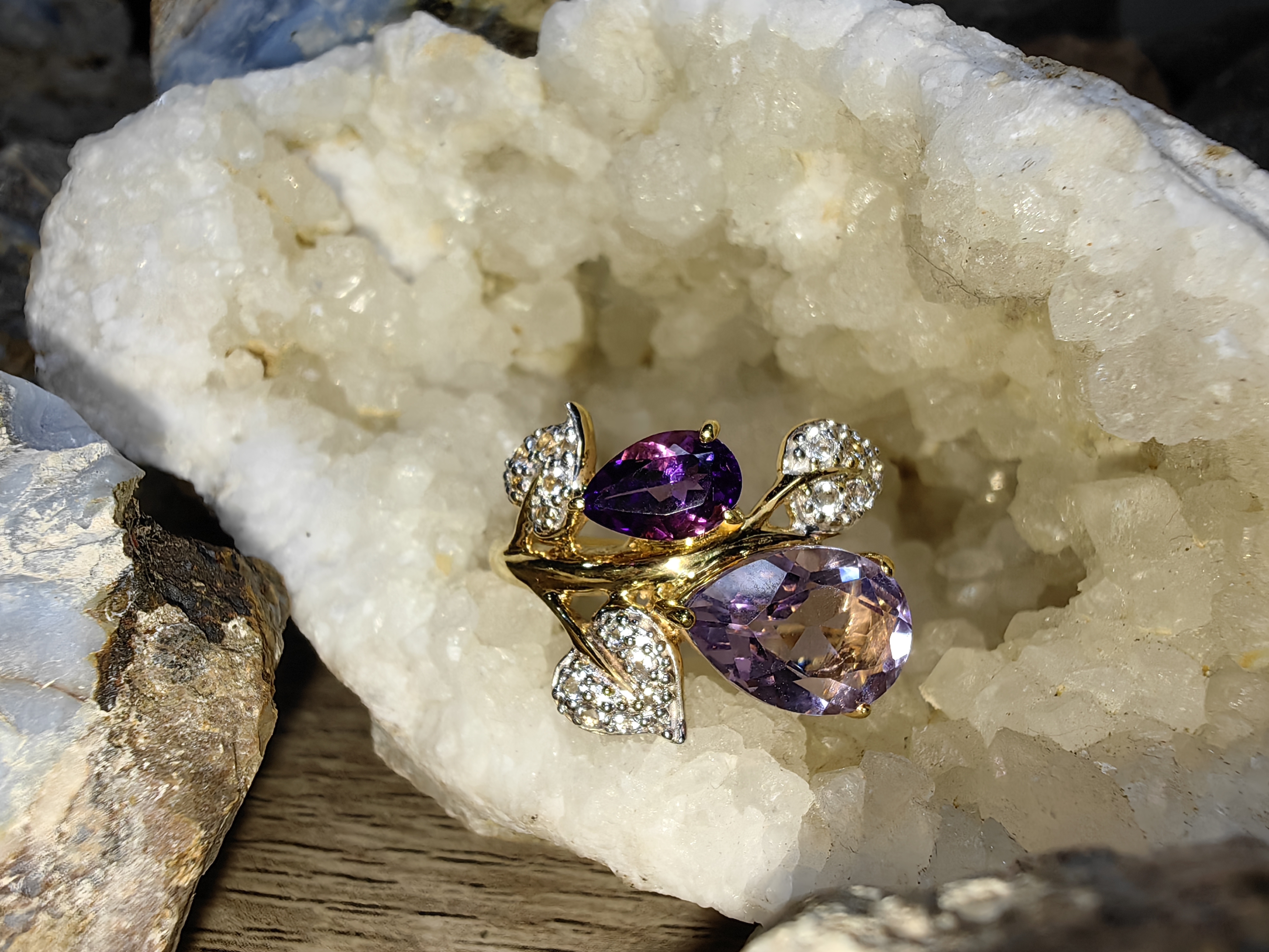 AMETHYST WHITE TOPAZ RING