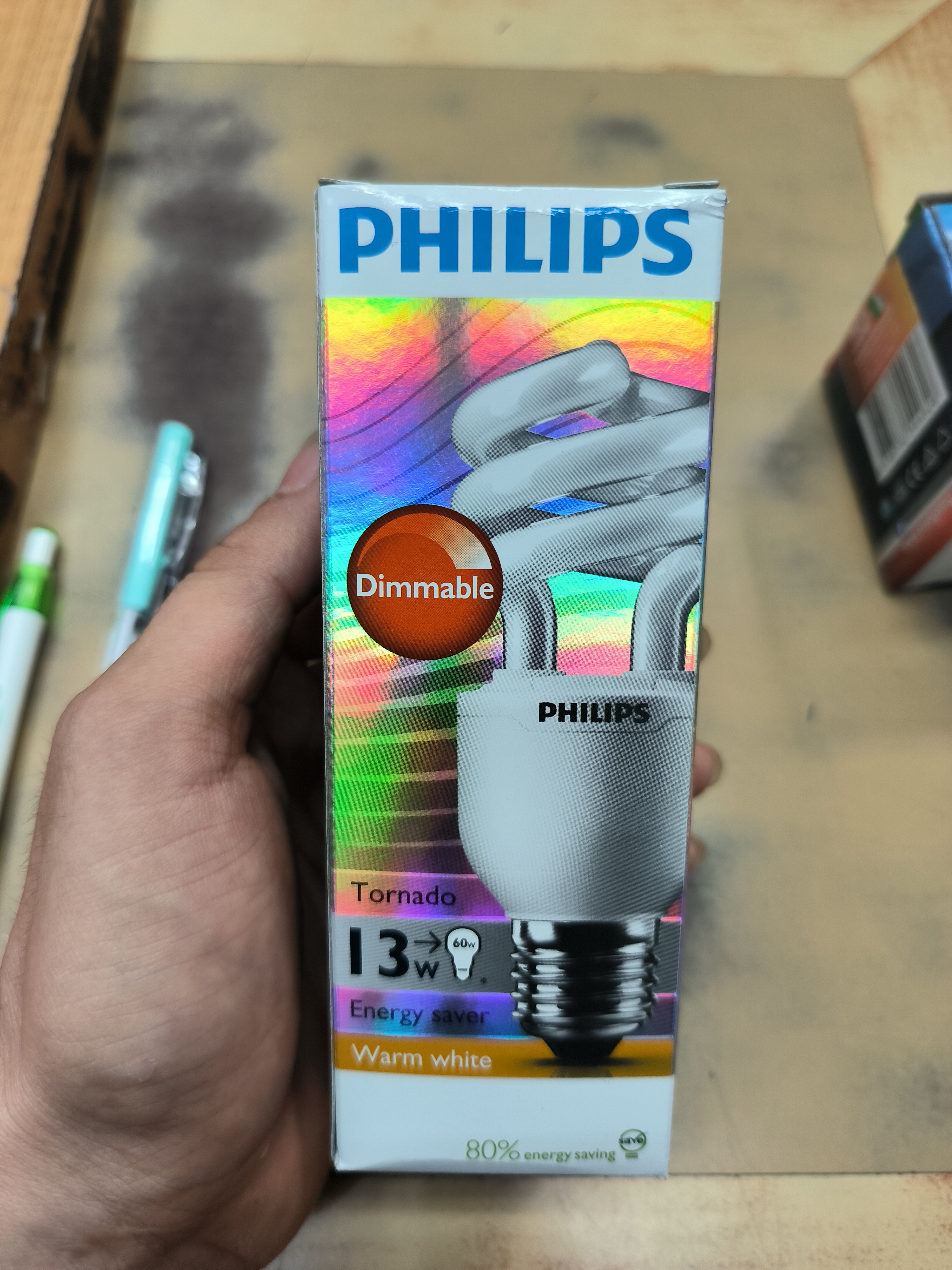 philips หลอดคอมแพคท์ฟลูออเรสเซนต์ 13W ทอนาโด หรี่แสงได้ แสงส้ม (Compact Fluorescent Lamp (Dimmer Switch)