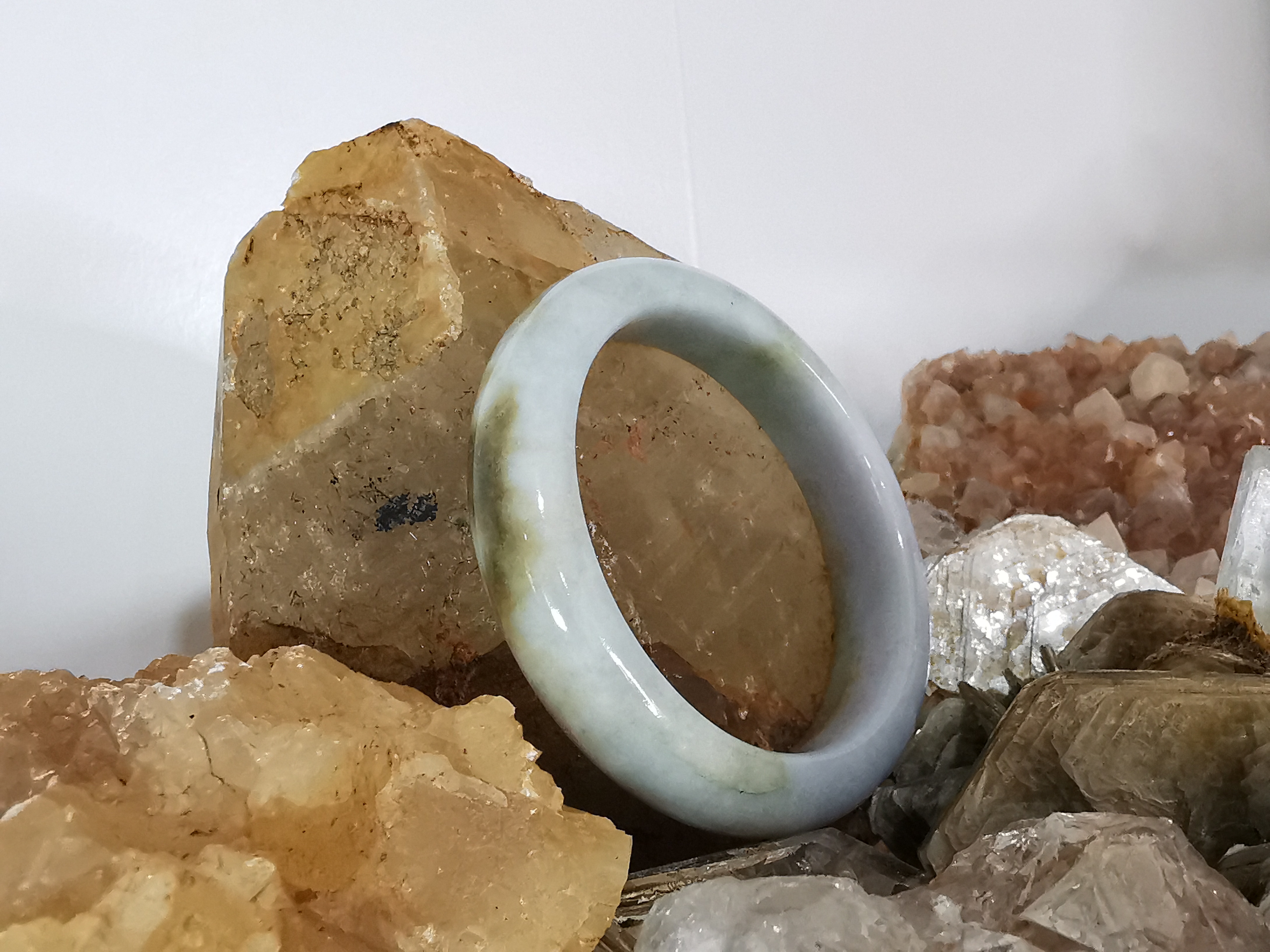 White Green Brown Bangle กำไลหยกเจไดต์แท้ Diameter/ เส้นผ่านศูนย์กลางด้านใน 55 mm.*