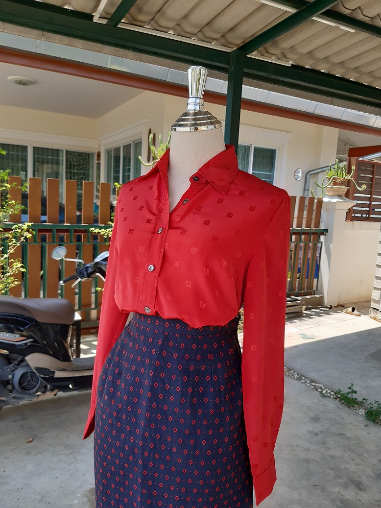 กระโปรงลายปักลายไทย