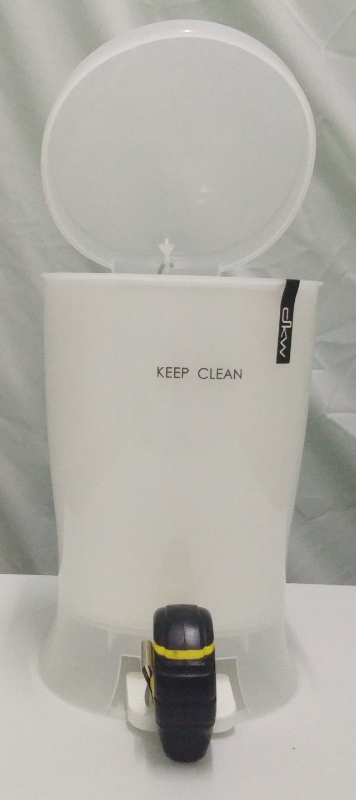 ถังขยะเท้าเหยียบ ทรงวงรี 12 ลิตร