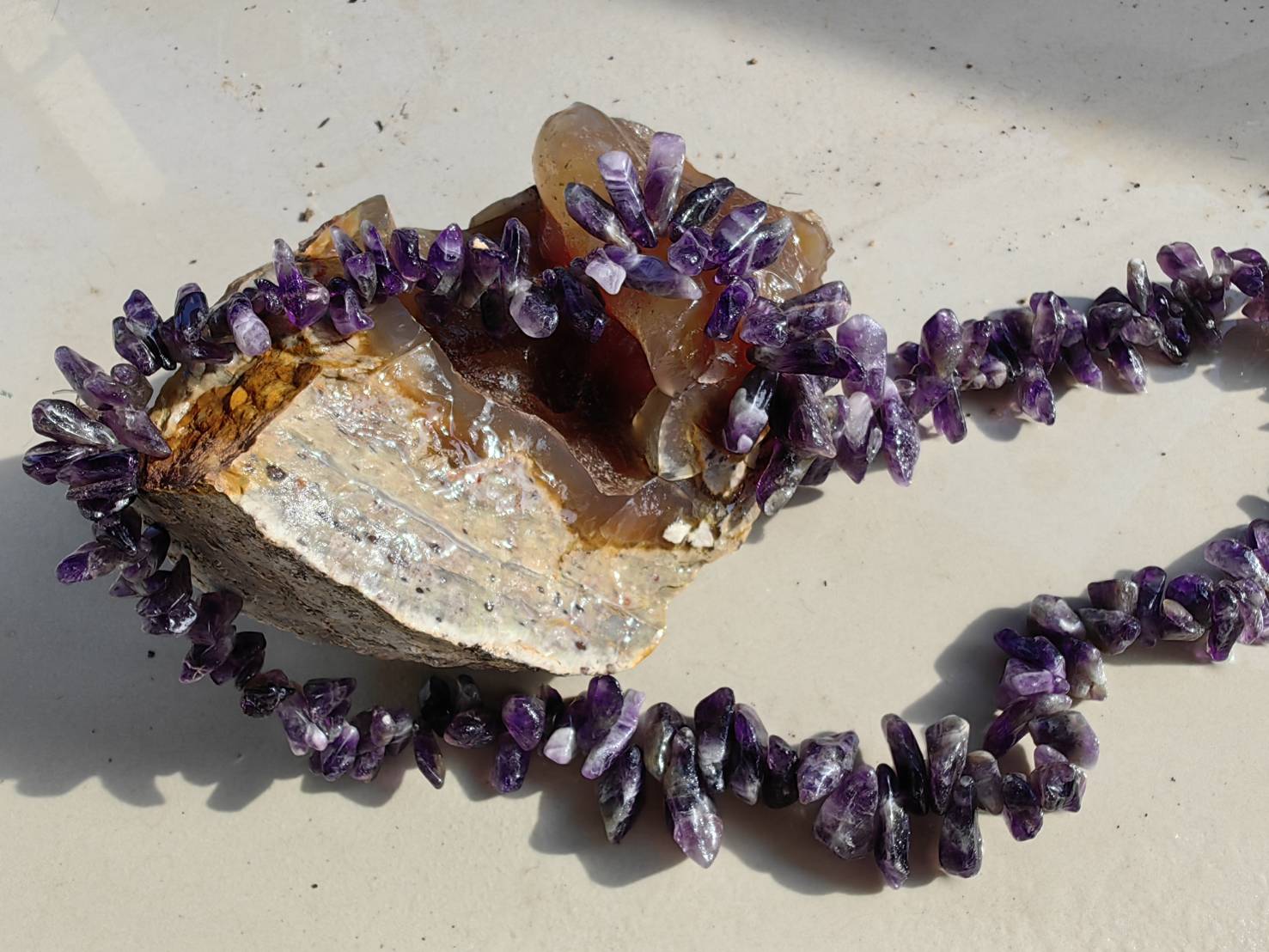 Amethyst Necklace สร้อยคออเมทิตส์ L 72 cm. 1009.00 ct.