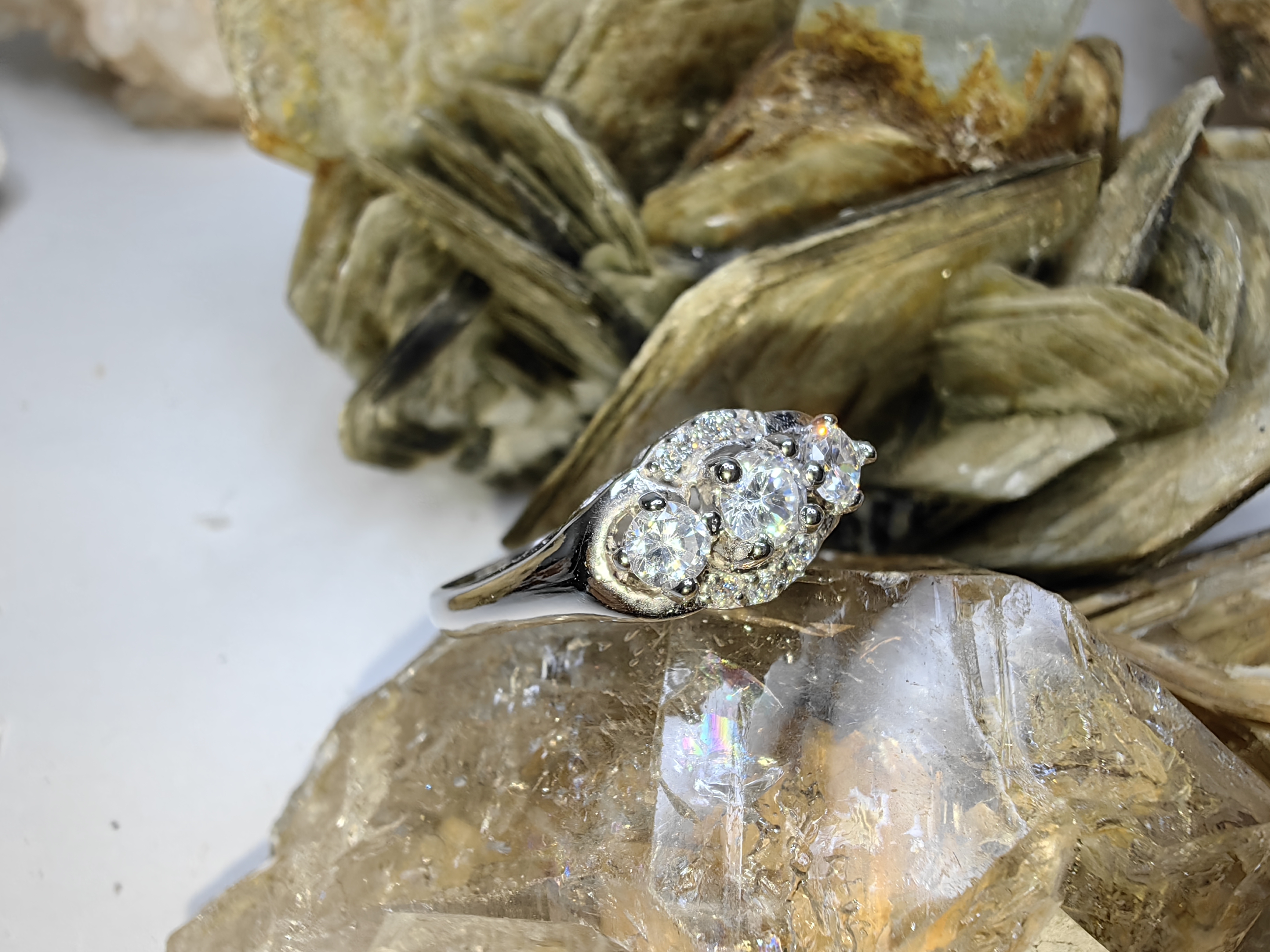 แหวนเพชร CZ เงินแท้ 92.5% Cubic Zirconia 925 Sterling Silver Ring Size 57