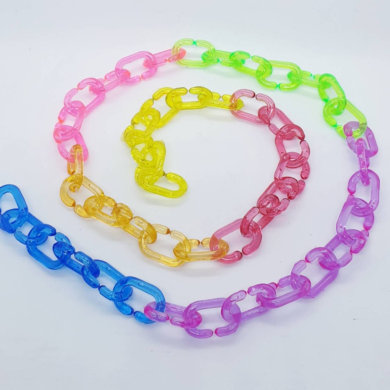 โซ่ C กลางใสแยกสี