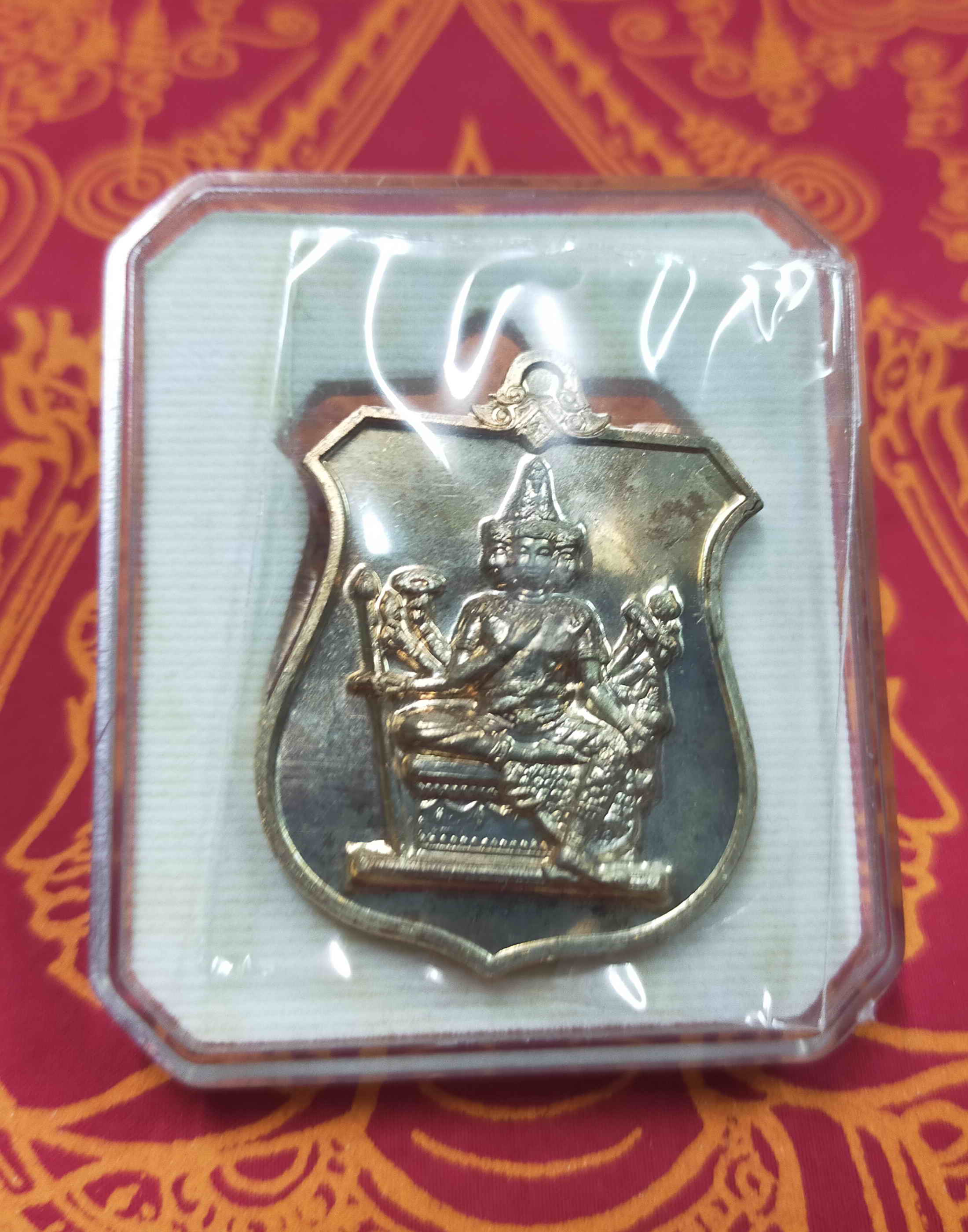 หลวงพ่อชำนาญ วัดบางกุฎีทอง จ.ปทุมธานี เหรียญพระพรหม งานเป่ายันต์พรหมครั้งที่ 13 ปี 2556เนื้อ นวโลหะแก่เงิน กล่องเดิม พระแท้ วัตถุมงคลดี โดย sukpra (ศุขพระ)