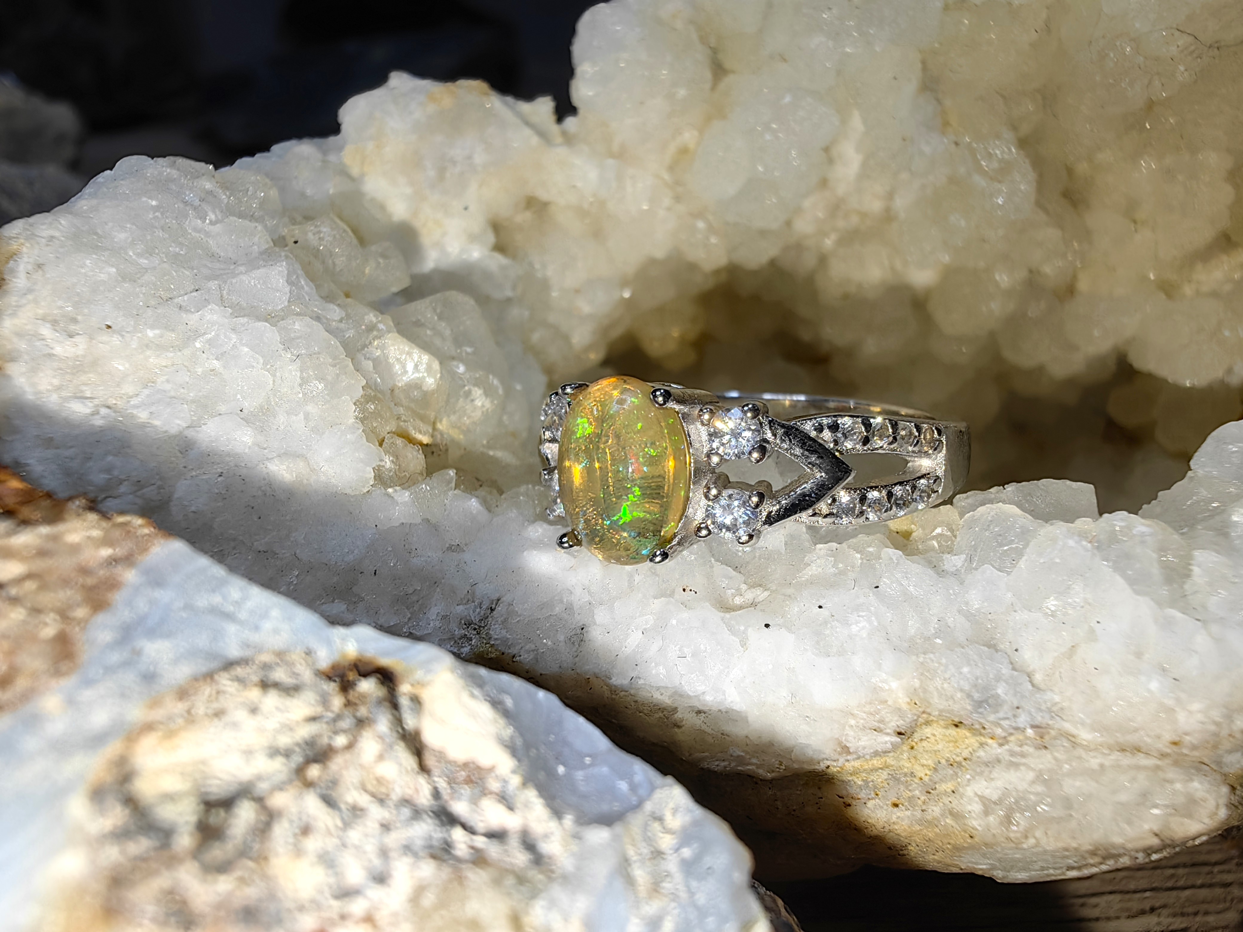 Opal, Swiss Diamond 925 Sterling Silver Ring แหวนโอปอ เพชรสวิส เงินแท้ 925 Size 52