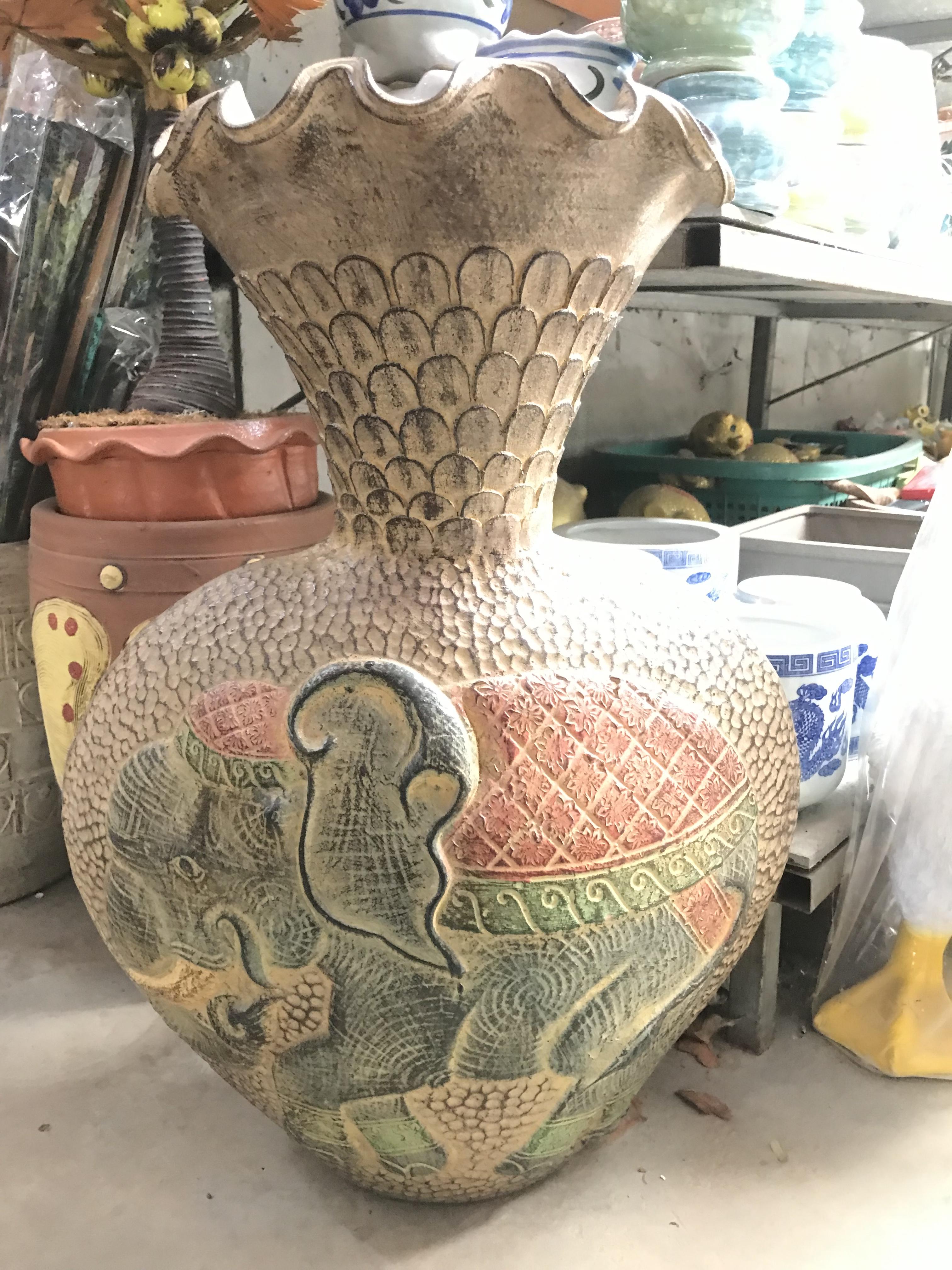 แจกันดินเผาทรงขวดน้ำหอมปากบาน