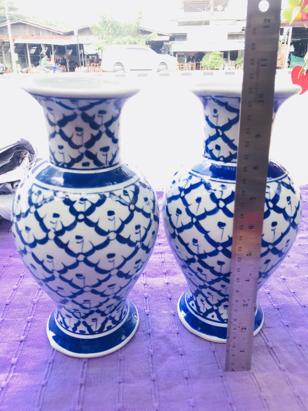 แจกันลายไทยคู่10"