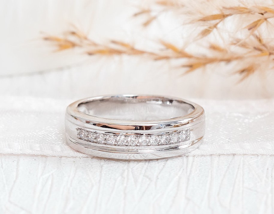 DIAMOND 18K WHITE GOLD RING แหวน เพชร ทอง 18K Pre-order