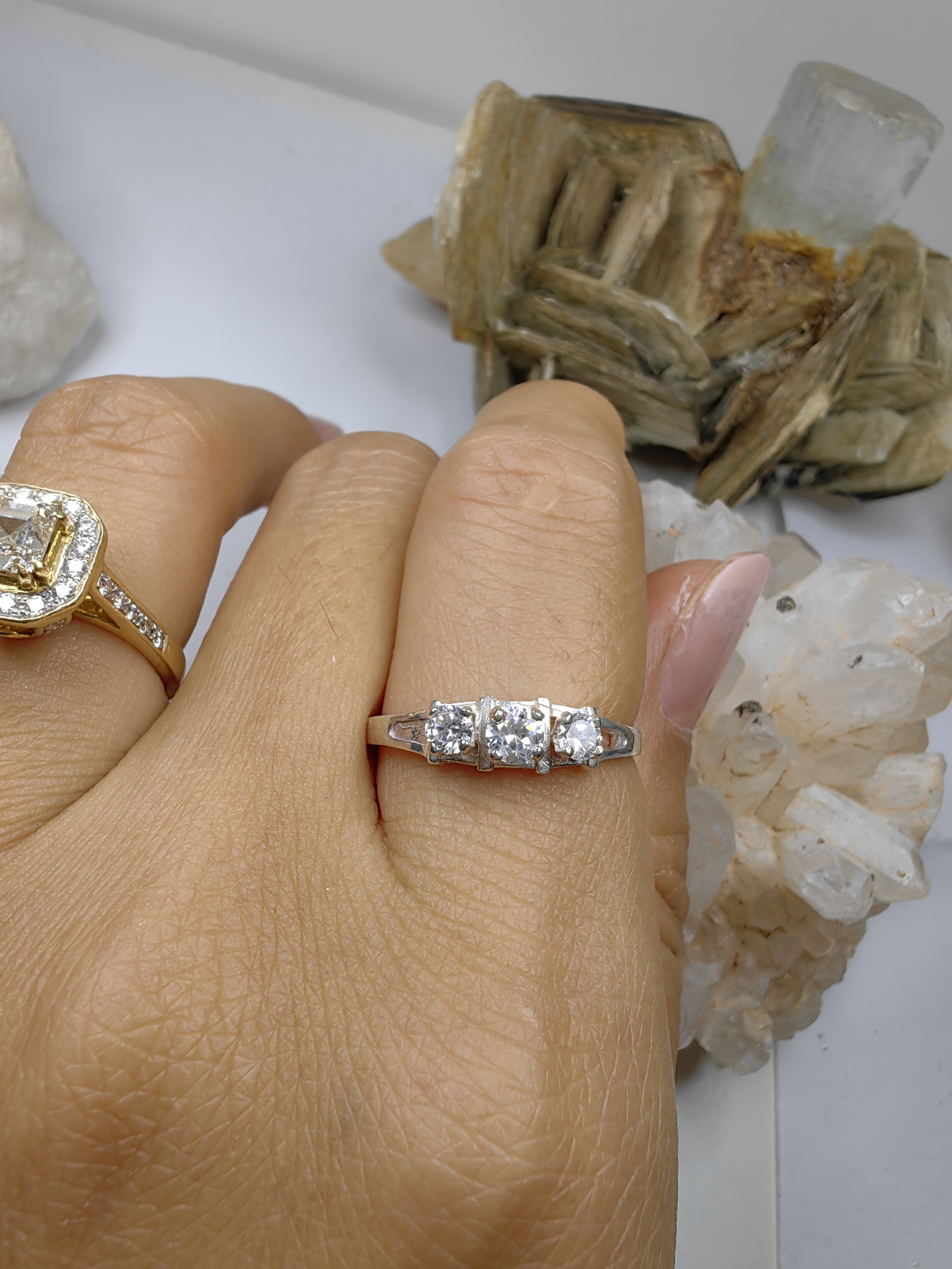 แหวนเพชร CZ เงินแท้ 92.5% Cubic Zirconia 925 Sterling Silver Ring Size 57