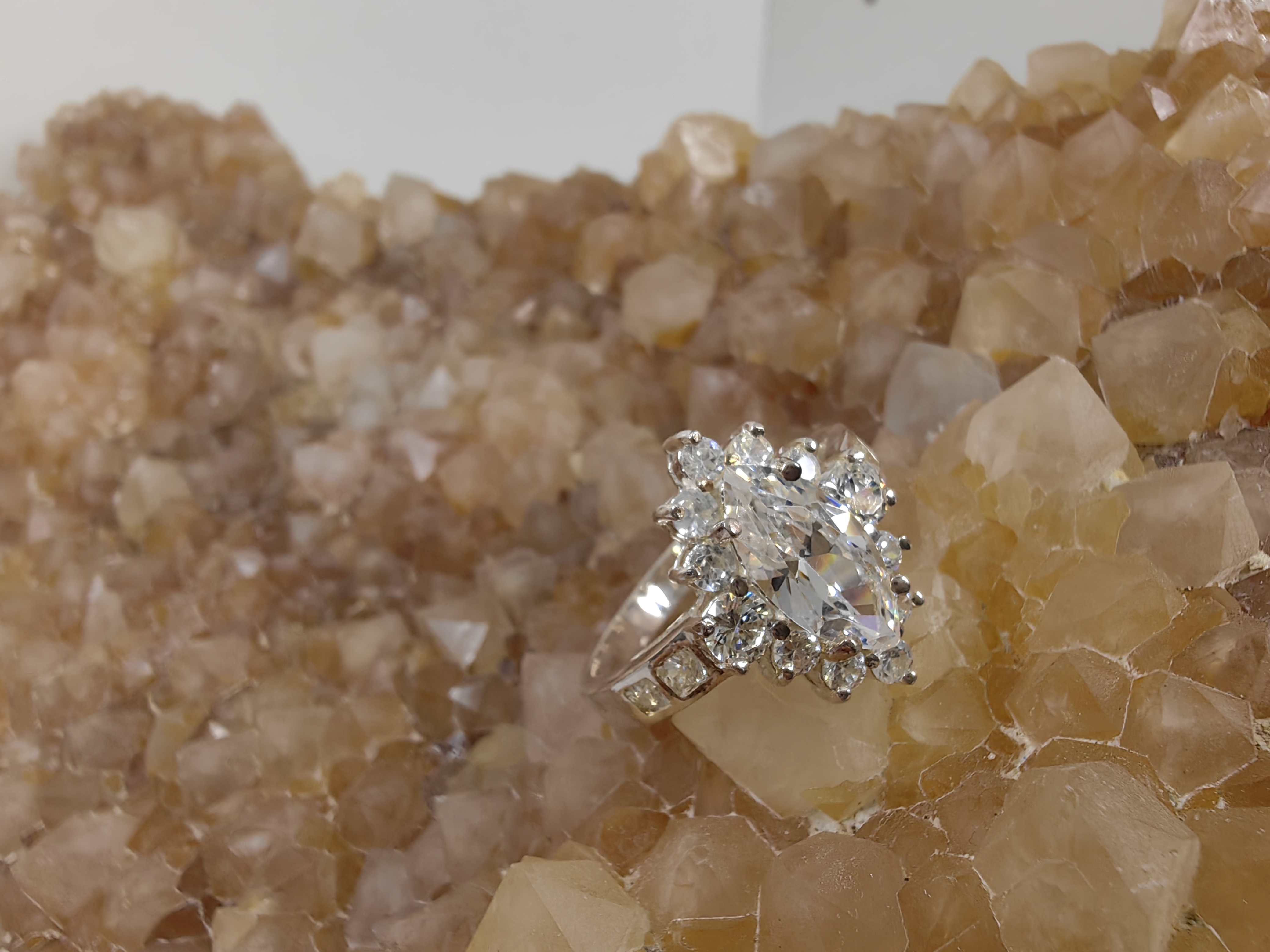 แหวนเพชร CZ เงินแท้ 92.5% Cubic Zirconia 925 Sterling Silver Ring Size 51