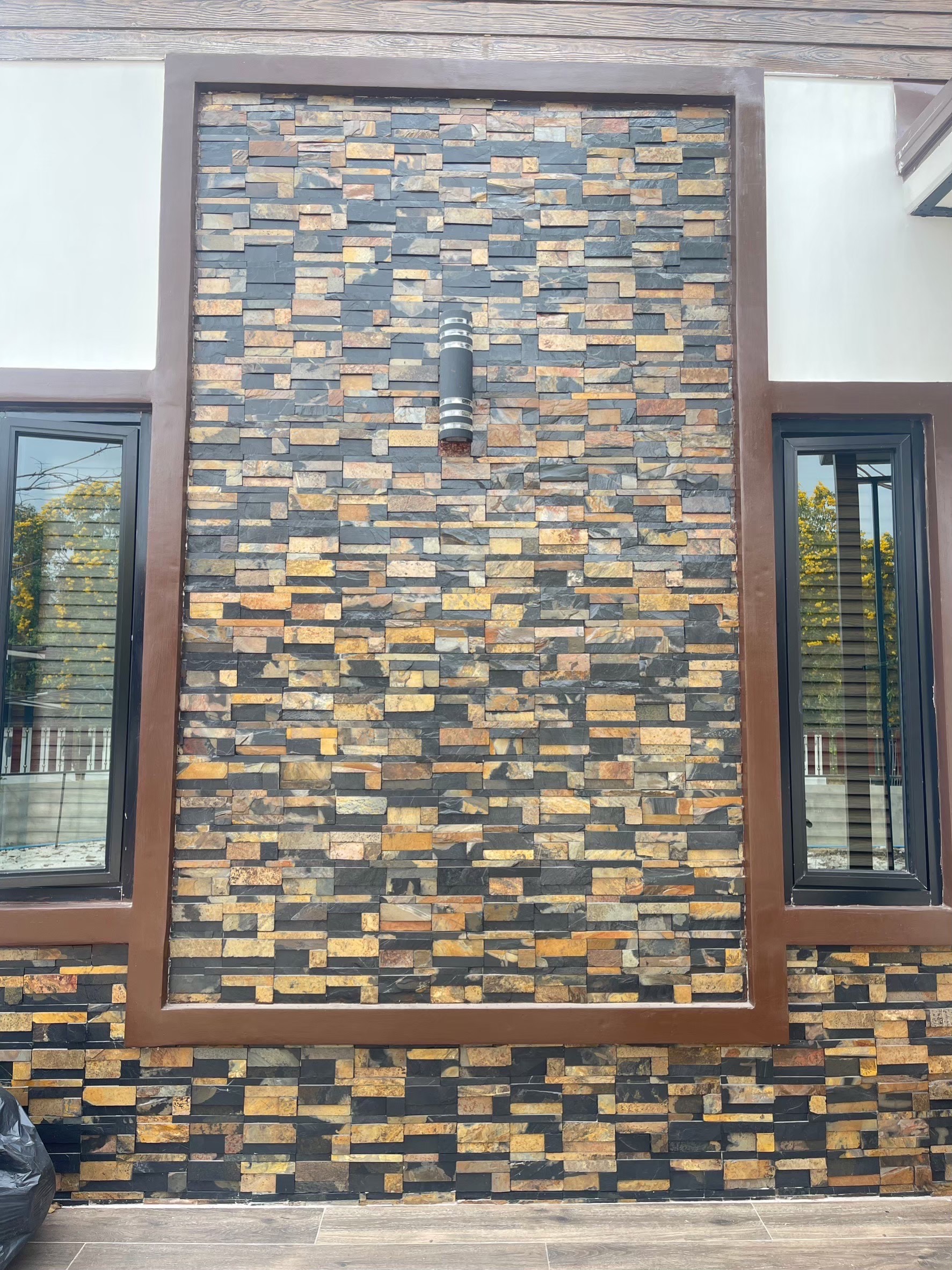 หินกาบจิ๊กซอว์สีลายสนิม แบบ 7 ชิ้น ขนาดแผ่น 10x30 ซม. ผลิตจากหินธรรมชาติแท้ 100 เปอร์เซ็นต์