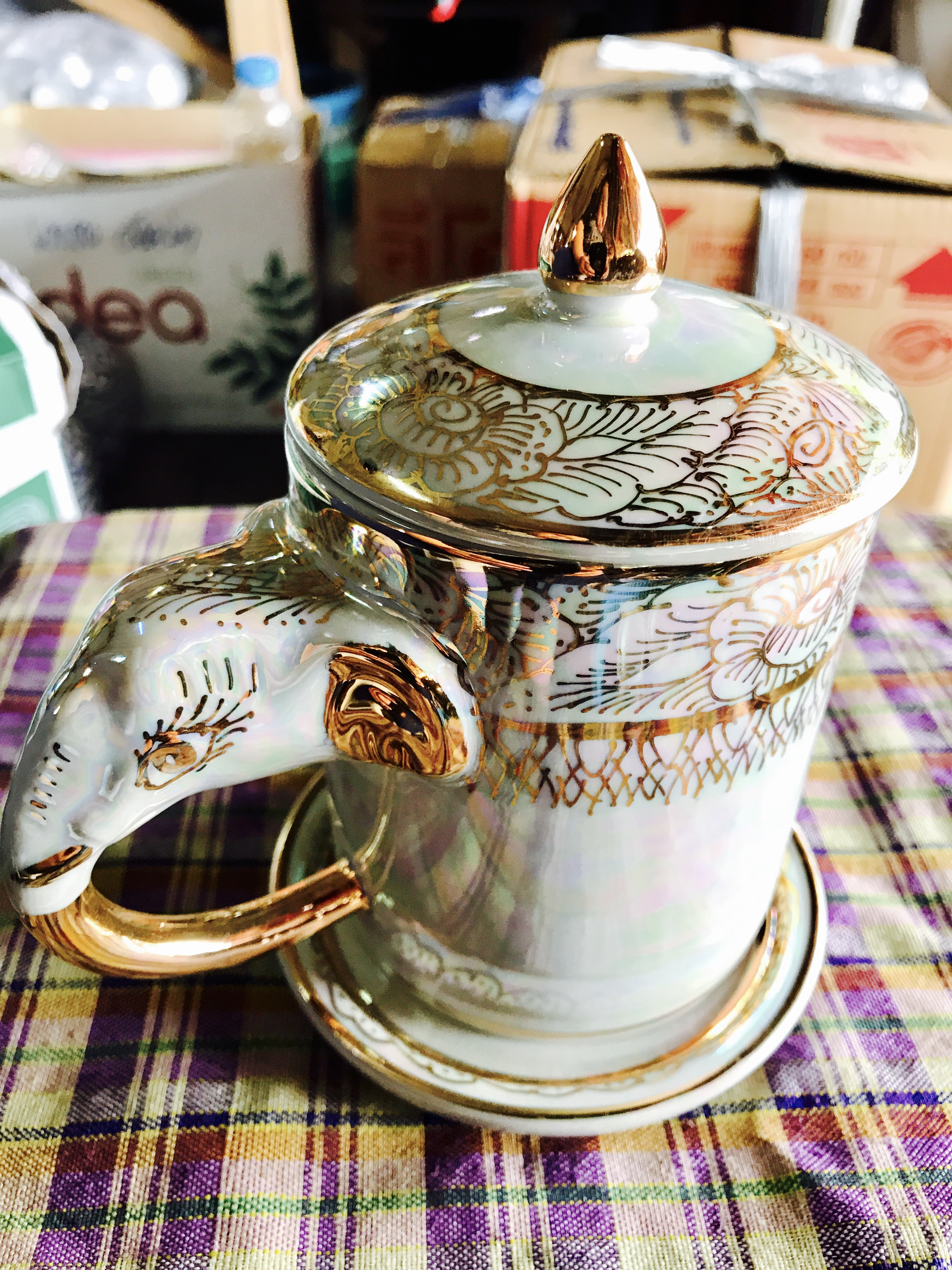 แก้วมัคเคลือบทองหูจับช้าง