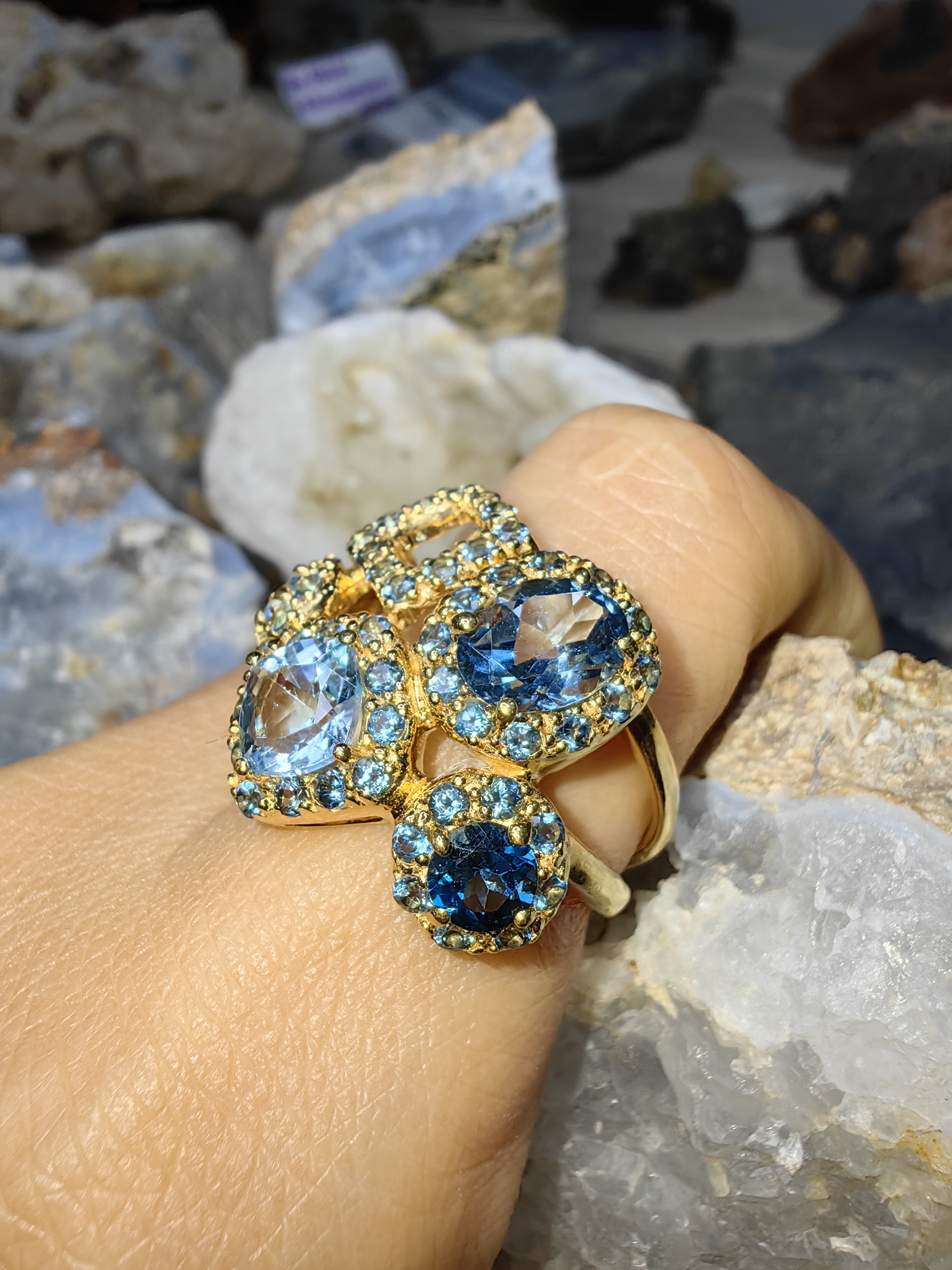 LONDON BLUE TOPAZ RING
