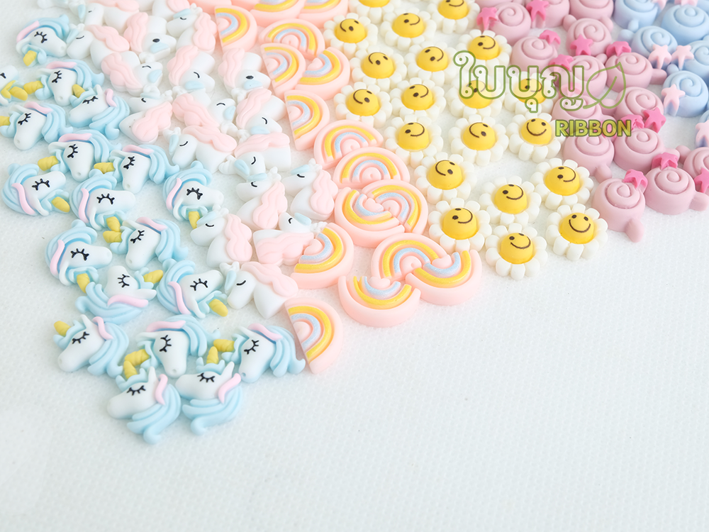 แคนดี้ยูนิคอร์น 3D ตกแต่งเหรียญโปรยทาน (คละแบบ) 100 ชิ้น