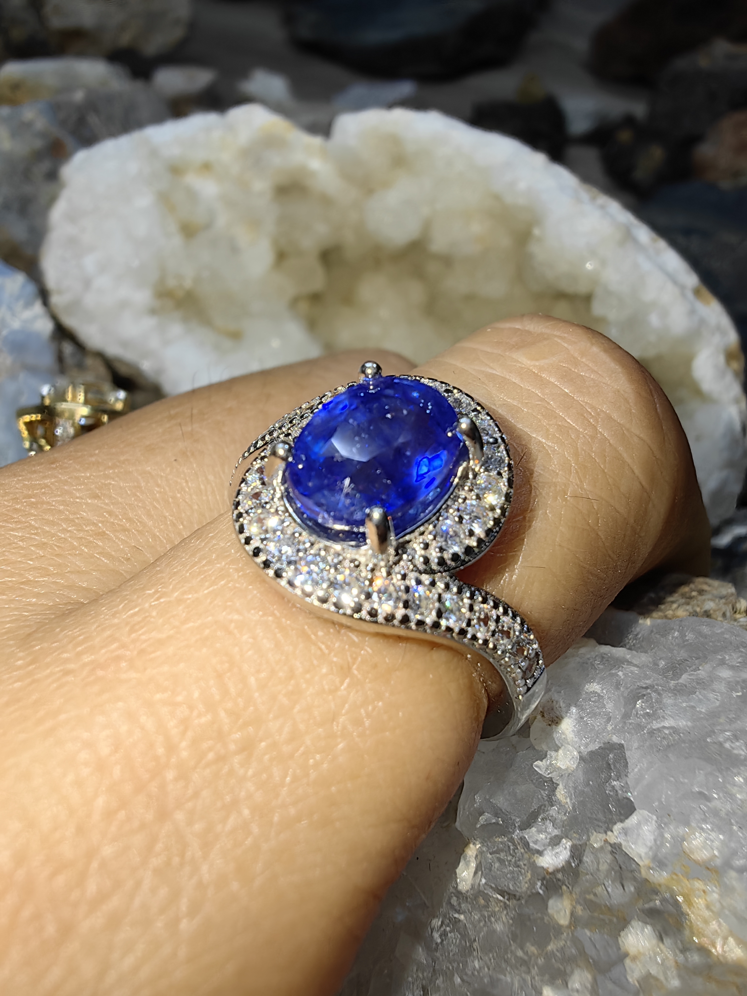 Blue Sapphire Cubic Zirconia 92.5% Silver Ring แหวนไพลิน เงิน 92.5%