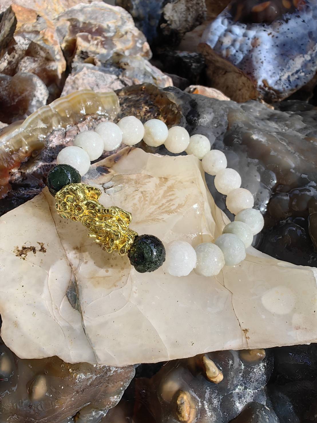 Burmese Jadeite Bracelets Dragon Gold plated Round 10 mm. สร้อยข้อมือหยกพม่าปี่เซียะชุบทอง กลม 10 มม. Free Size