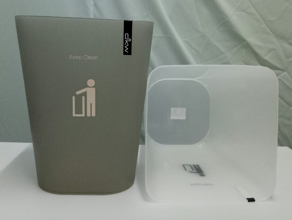 ถังขยะใสทรงเหลี่ยม 5.5 ลิตร