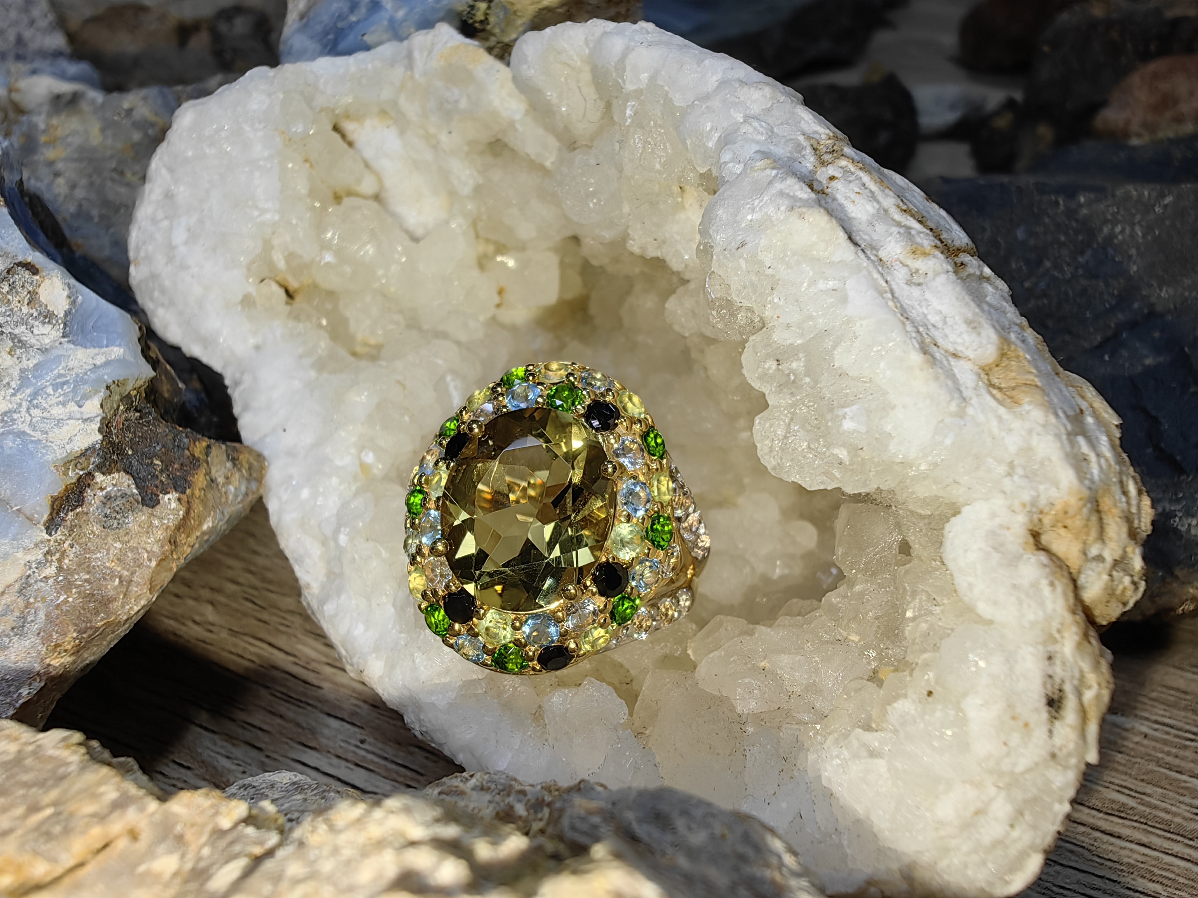 SMOKY QUARTZ TSAVORITE SKY BLUE TOPAZ ONYX LEMON QUARTZ WHITE TOPAZ RING