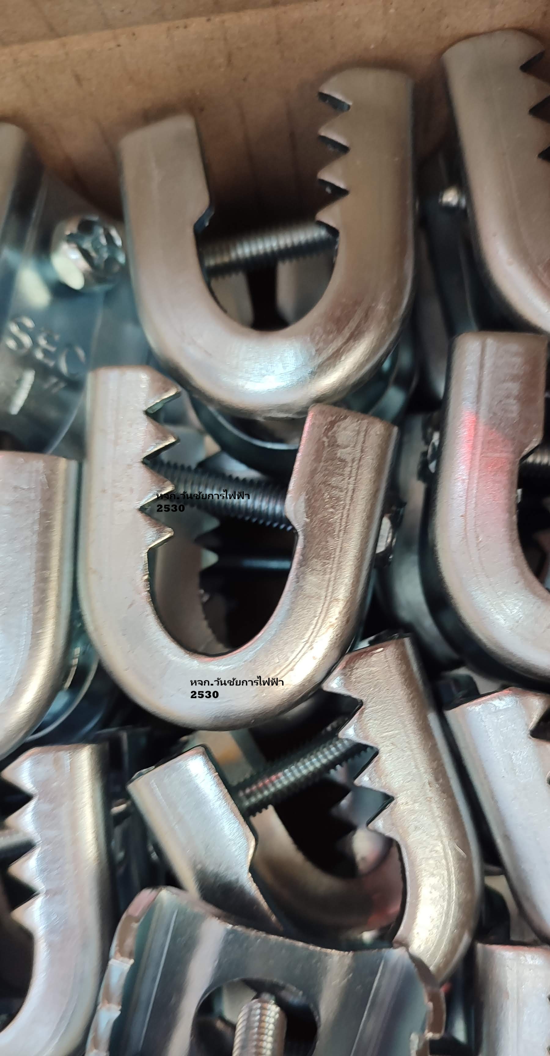 แคล้มฟันจระเข้ เบอร์ 1 1W ใช้คู่กับแคล้มวงเดือน ยี่ห้อ SEC sc ตัวล้อคท่อแคล้ม เหล็กเแท้ ป้องกันสนิม