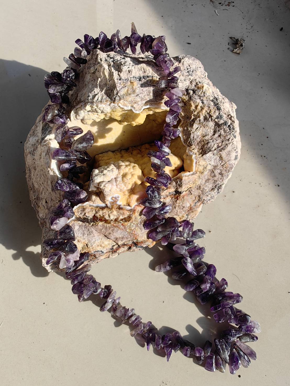 Amethyst Necklace สร้อยคออเมทิตส์ L 70 cm. 995.00 ct.