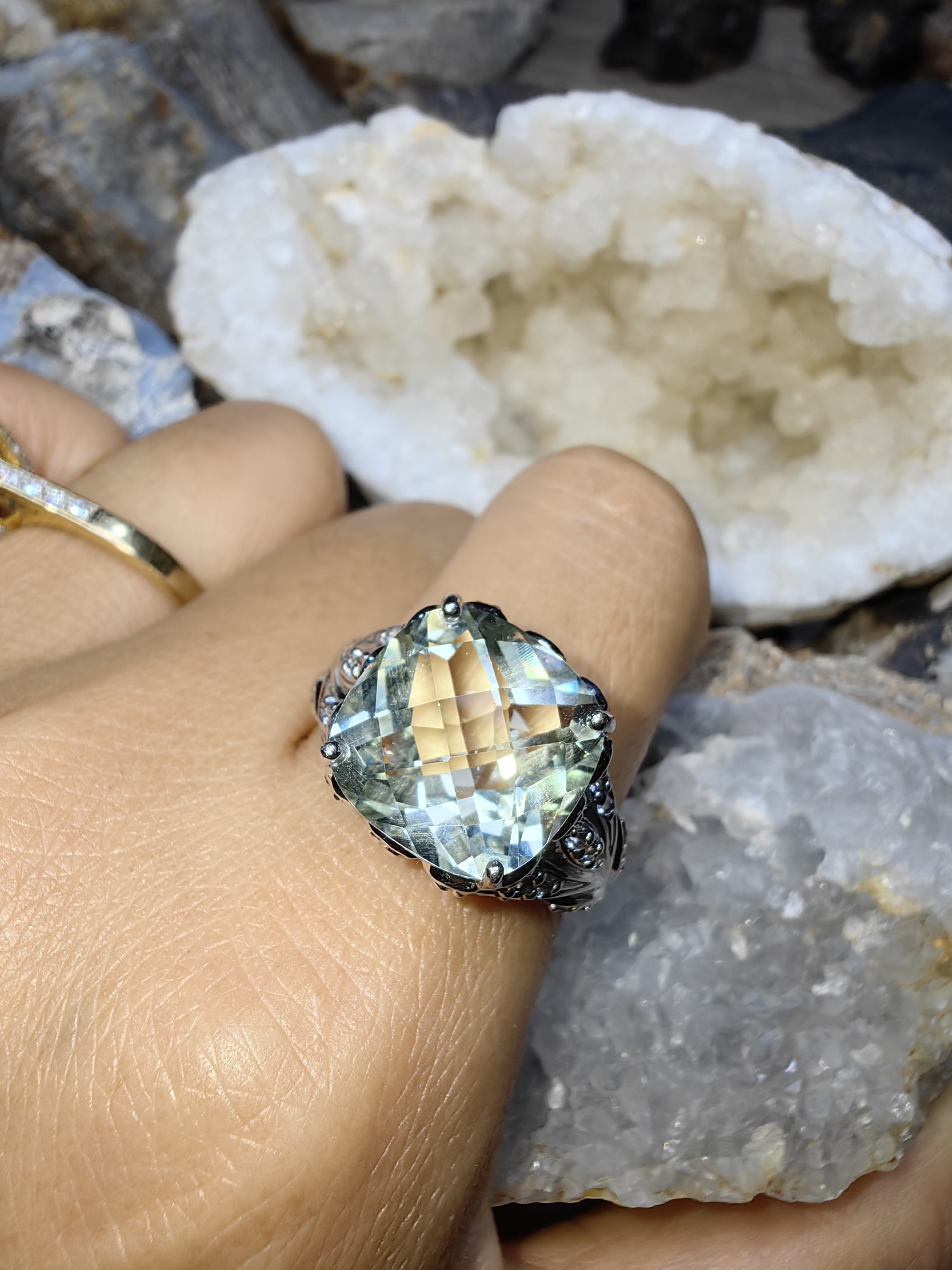 LEMON QUARTZ WHITE TOPAZ RING