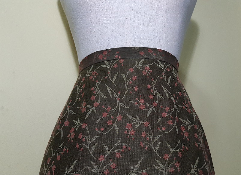 กระโปรงยาวลายดอก