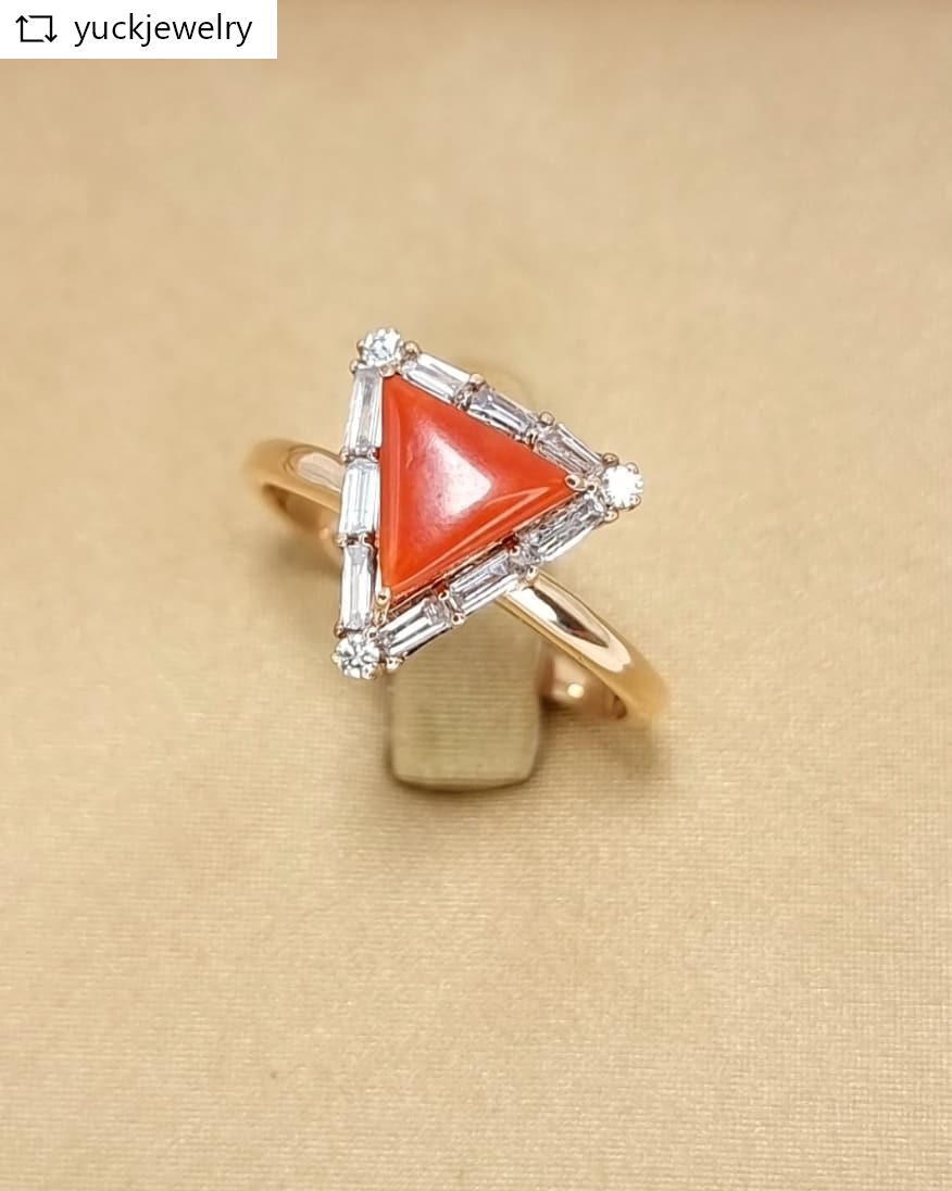 🚫ปิดการขาย(SoIdOut)🚫แหวนทองคำ 18K Rosegold พลอยเนื้ออ่อน 1.24 กะรัต 1 เม็ด เพชร Baggutte 9 เม็ด 38 ตัง น้ำ 94 ความสะอาด vs-si เพชรเกสร 3 เม็ด 6 ตัง น้ำ 94 ความสะอาด vvs-vs ไซส์ 56 น้ำหนัก 3.84 กรัม ราคา 9900.-(Net)