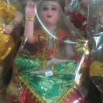 กุมารนั่งถือถุงทอง 14"