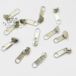 หัวซิปไนล่อน#3 สีเงิน-หางยาว 10ชิ้น