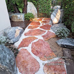 หินแผ่นสีชมพู