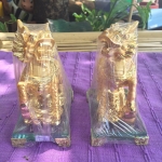 กิเลนคู่ทองเคฐานแก้ว