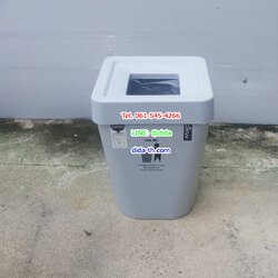 ถังขยะทรงเหลี่ยม มีฝาปิด 5.5 ลิตร