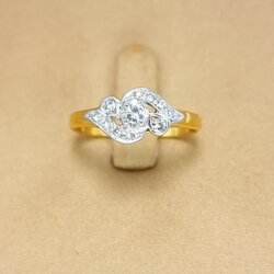 🚫ปิดการขาย(SoIdOut)🚫แหวนทองคำ 18K เพชรเกสร 7 ตัง 1 เม็ด 3 ตัง 2 เม็ด 1 ตัง 8 เม็ด รวม 21 ตัง น้ำ 96-97 ความสะอาด vs-si1 ไซส์ 52 น้ำหนัก 2.27 กรัม ราคา 6000.-(Net)