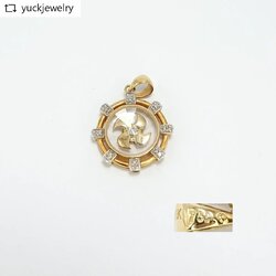 🚫ปิดการขาย(SoIdOut)🚫จี้ทองคำ 18K เพชรกุหลาบ 9 เม็ด รวม 4.5 ตัง กังหันไม่หมุน น้ำหนัก 3.22 กรัม ราคา 4800.-(Net)